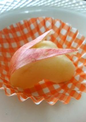 ちびうさりんご（キャラ弁おかず）-レシピのメイン写真