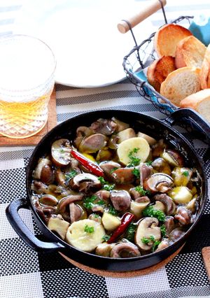ホタテ食感☆エリンギと砂肝のアヒージョ-レシピのメイン写真