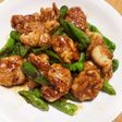 鶏もも肉とししとうのオイスターソース炒め