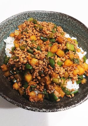 ピーマン＆じゃがいも丼-レシピのメイン写真