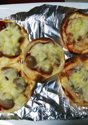 余った餃子の皮で作る簡単ピザ-レシピのメイン写真