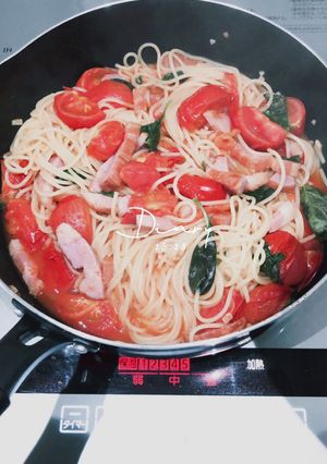 簡単！本格的ッ！JKが考えたトマトパスタ-レシピのメイン写真