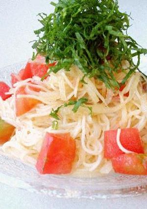 オリーブオイルとトマトでつるん☆冷たいパスタそうめん-レシピのメイン写真