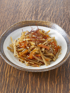 土鍋付き電子レンジで簡単!きんぴらごぼう-レシピのメイン写真