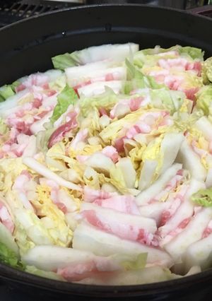 簡単美味しい豚ミルフィーユ鍋-レシピのメイン写真