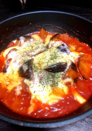 ナスとツナ缶のトマト煮込みチーズ乗せ-レシピのメイン写真