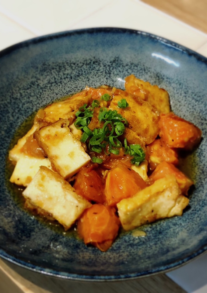 簡単・おつまみ〜厚揚げトマトの味ぽん炒め-レシピのメイン写真