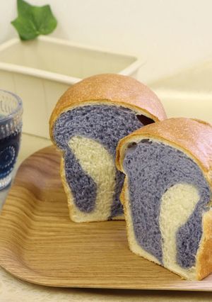 色鮮やか！バタフライピー食パン-レシピのメイン写真
