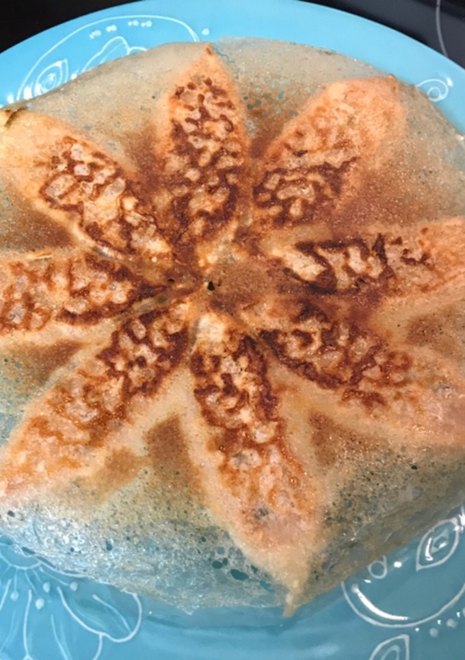 冷凍餃子をふっくらパリッと焼く方法-レシピのメイン写真