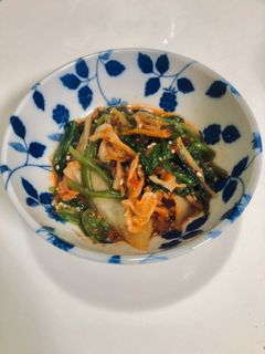 ほうれん草とキムチのごま和え-レシピのメイン写真