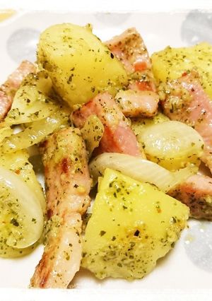 市販のバジルソースで時短ジャーマンポテト-レシピのメイン写真