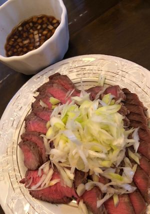 牛肉たたきのタレ　〜にんにくきいてます〜-レシピのメイン写真