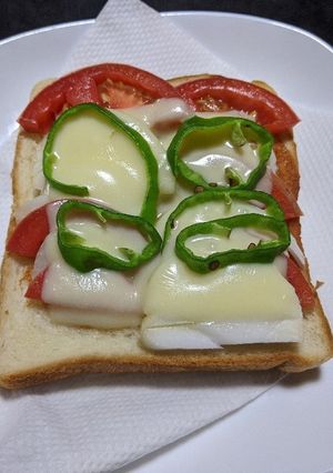 ピザトースト-レシピのメイン写真