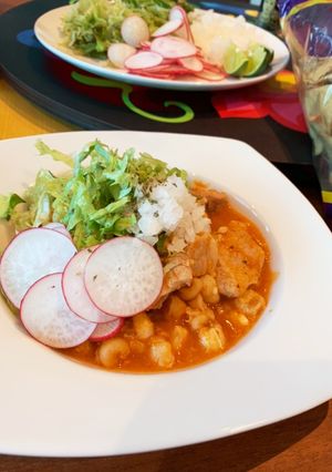 メキシコ〜Pozole (ポソレ)〜赤-レシピのメイン写真