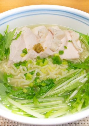 茹で鶏と水菜の塩ラーメン柚子胡椒風味-レシピのメイン写真