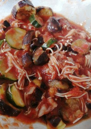 レンジだけ！豚こまと夏野菜のトマト煮込み-レシピのメイン写真