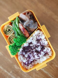 ぐるぐる海苔巻き卵焼き弁当♪-レシピのメイン写真