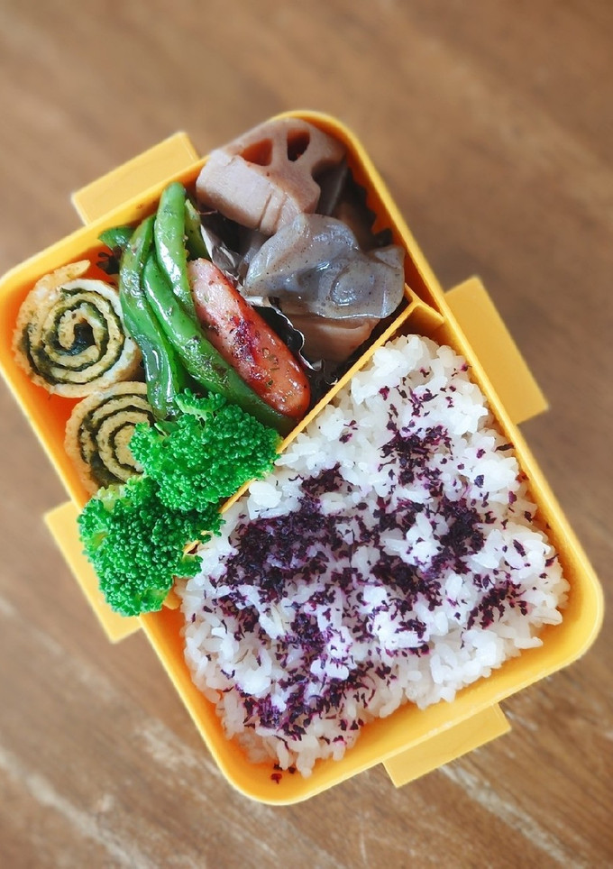 ぐるぐる海苔巻き卵焼き弁当♪-レシピのメイン写真