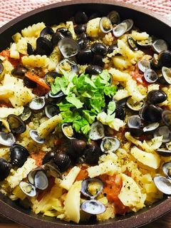 しじみとイカのパエリア風トマトご飯-レシピのメイン写真