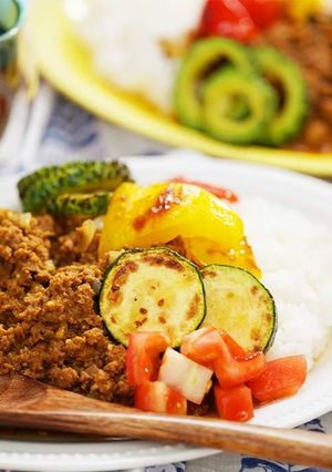 夏野菜たっぷりキーマカレー(電気圧力鍋)-レシピのメイン写真