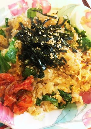 レタスたっぷり！簡単ビビンバ風炒飯-レシピのメイン写真