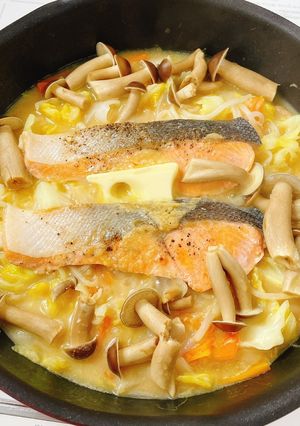 フライパンで超簡単♡鮭のちゃんちゃん焼き-レシピのメイン写真