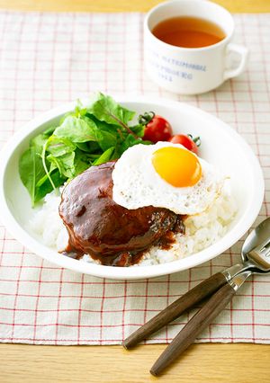 子どもも大人も◎絶品ソースのロコモコ丼-レシピのメイン写真