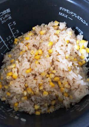 とうもろこしの混ぜご飯-レシピのメイン写真