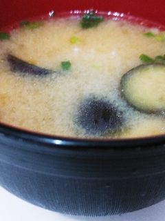 簡単!絶品!茄子の香ばし味噌汁-レシピのメイン写真