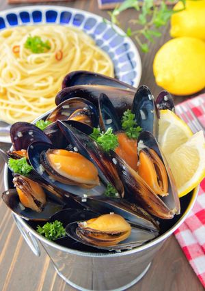 ムール貝のワイン蒸し＆蒸し汁で絶品パスタ-レシピのメイン写真