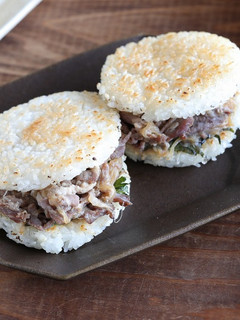 ラム肉生姜焼きのライスバーガー-レシピのメイン写真