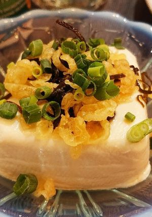 ごま油が決め手♪天かすと塩昆布の冷奴。-レシピのメイン写真