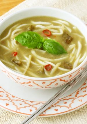 レトルトで簡単！グリーンカレーうどん-レシピのメイン写真