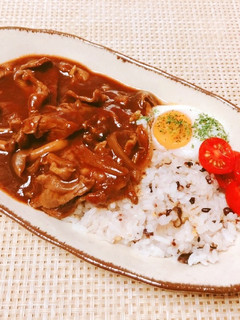 トマト缶で簡単♡ルウ不要のハヤシライス-レシピのメイン写真