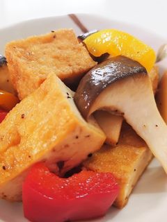 厚揚げエリンギパプリカのバター醤油炒め-レシピのメイン写真