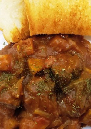 牛肉とじゃが芋のトマトカレー-レシピのメイン写真
