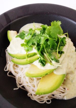 簡単アボカドスィートチリソース豆乳冷や麺-レシピのメイン写真
