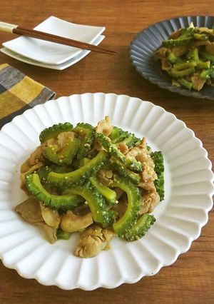 ごはんがすすむ☆豚とゴーヤのカレー炒め-レシピのメイン写真