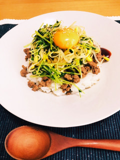 焼肉のタレで簡単!ビビンバ風ご飯。-レシピのメイン写真