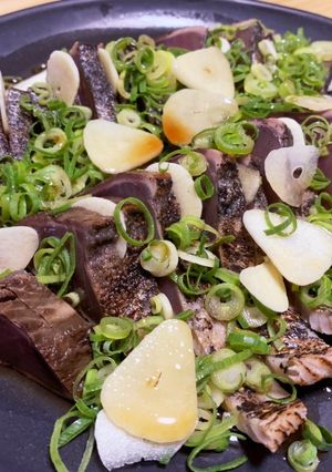 【市販で簡単】薬味たっぷり鰹のタタキ-レシピのメイン写真