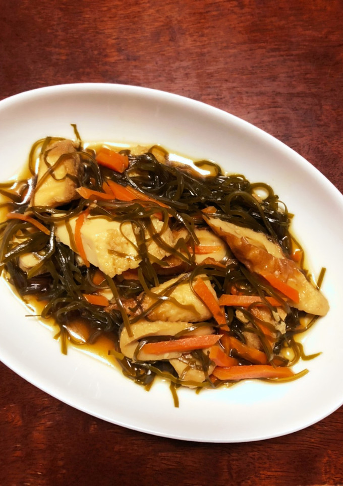 刻み昆布と厚揚げと竹輪の煮物-レシピのメイン写真
