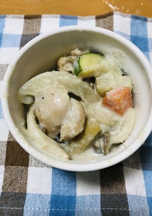 バナナ風味☆夏野菜と鶏のココナッツ煮込み-レシピのメイン写真