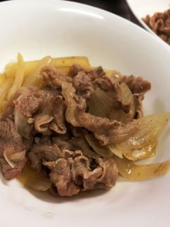 具材入れて煮るだけ◎簡単絶品牛丼-レシピのメイン写真