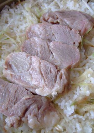 みょうが土鍋ご飯　～塩豚茹で汁を使って～-レシピのメイン写真