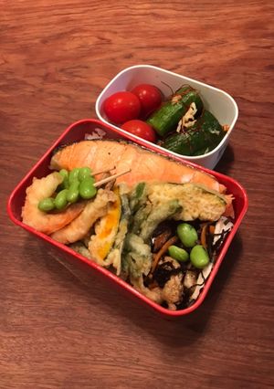 お弁当・・・108鮭のっけ弁当-レシピのメイン写真