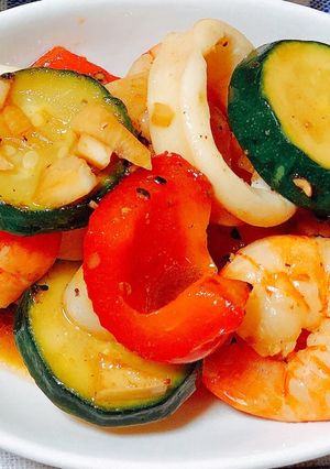 イカとエビの夏野菜ガーリック炒め-レシピのメイン写真
