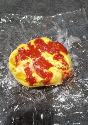 糖質制限惣菜パン☆オニオンハムチーズ-レシピのメイン写真