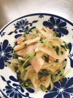 豆苗とベーコンのバター醤油炒め-レシピのメイン写真