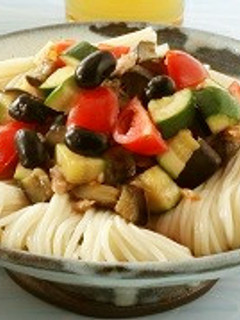 黒豆と夏野菜のぶっかけそうめん-レシピのメイン写真