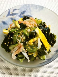 彩りも美しい!キュウリとわかめの酢の物-レシピのメイン写真